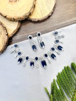Amreeta ad necklace blue - Image 2