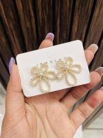 Pearl flower studs - Image 3