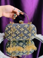 Saloni hand embroidery clutch - Image 4