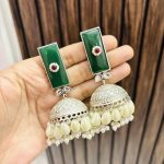 Soni brass earrings Green