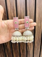 Soni brass earrings Pink - Image 2