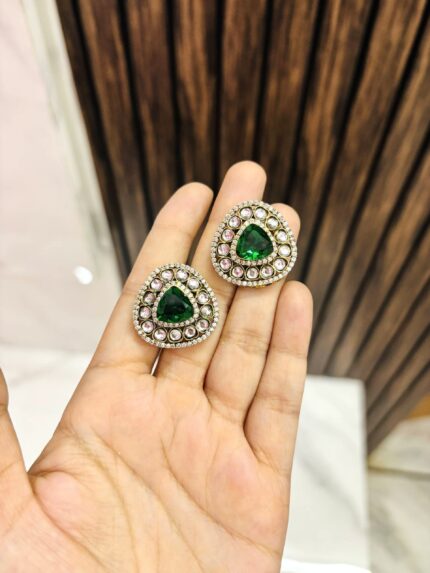 Jisha ad kundan Earrings Green