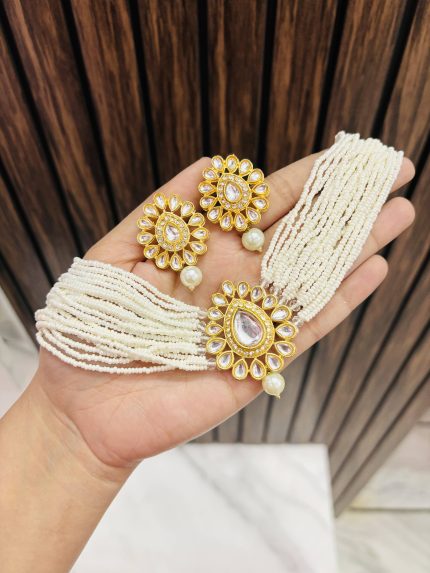 Jeevan white Choker