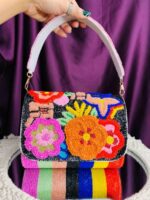 Flower bead Handpurse
