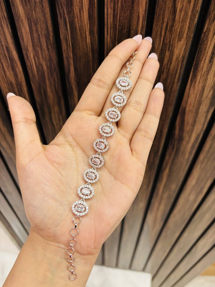 Oval ad bracelet - Image 1