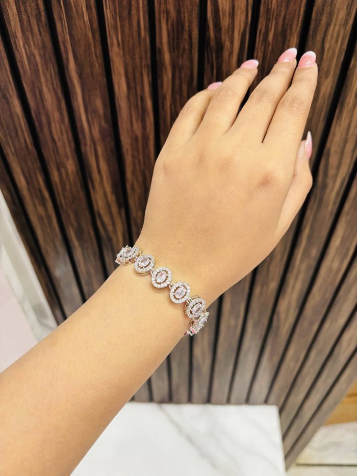 Oval ad bracelet - Image 2