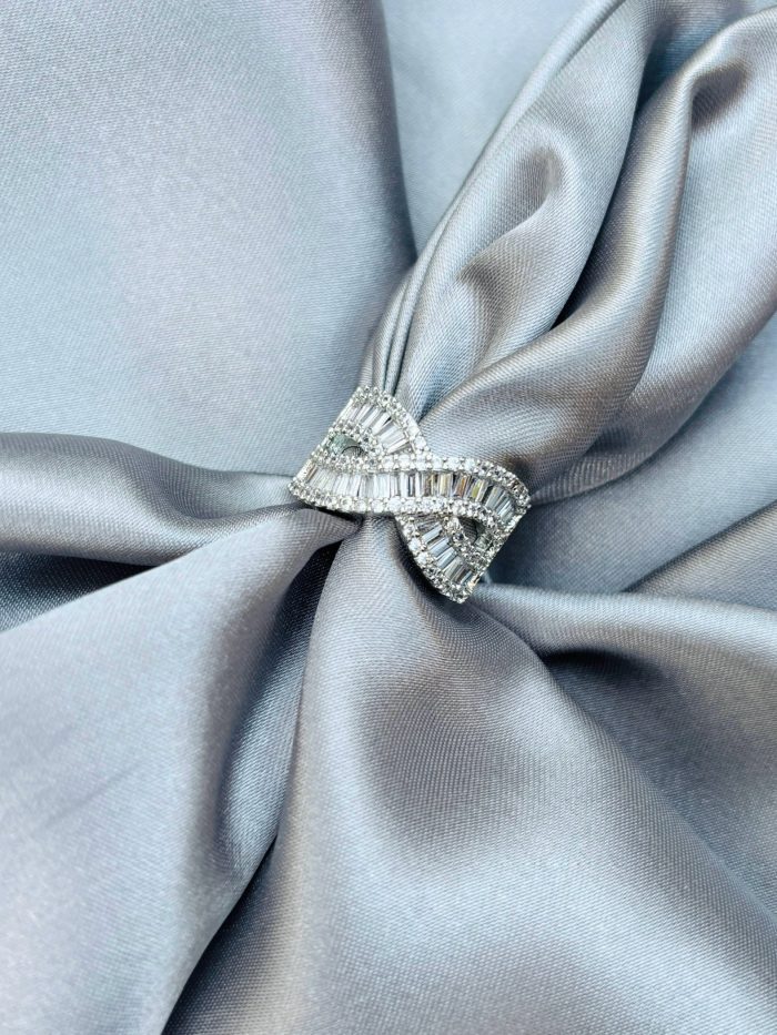Cross ad gold ring - Image 1