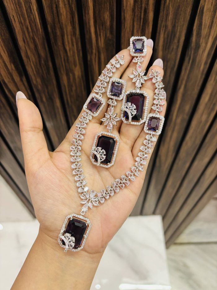 Saloni ad necklace Purple - Image 1