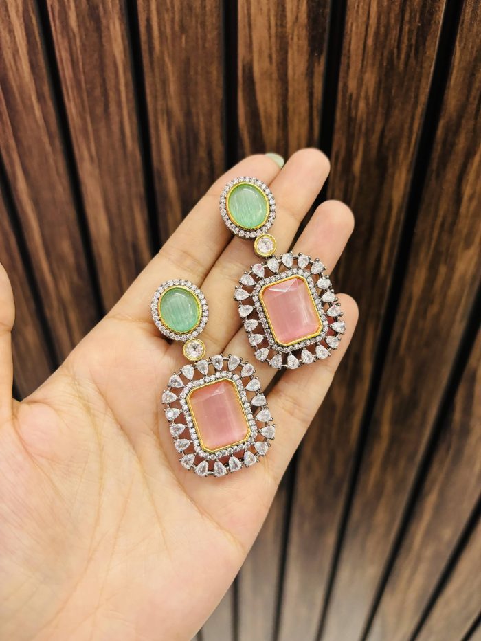 Nuri ad Earrings 2 - Image 1