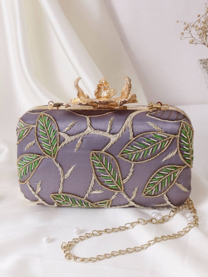 Purple embroidery clutch - Image 1