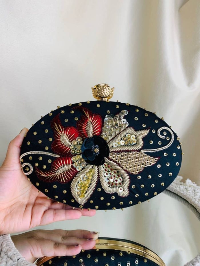 Oval clutch - Image 7