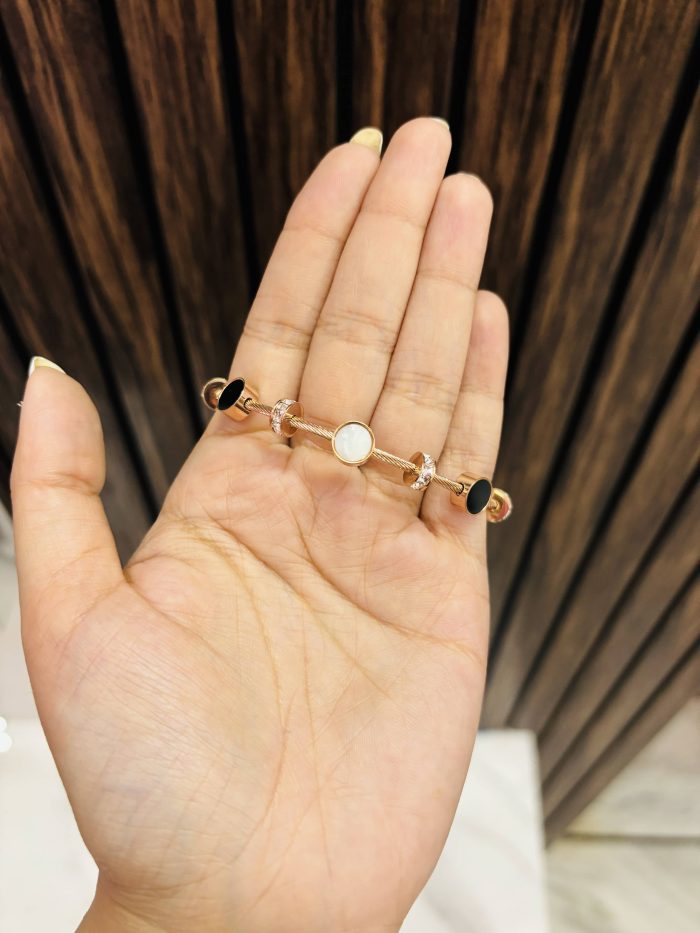 Black white Gold plating bracelet Anti tarnish - Image 2