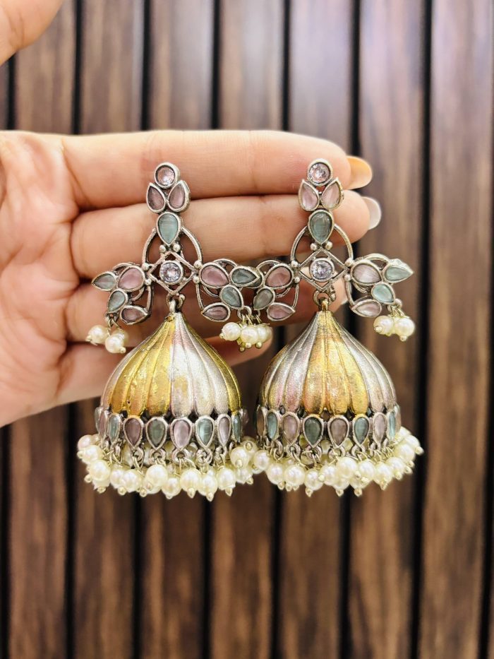 Modak brass earrings Mint pink - Image 1