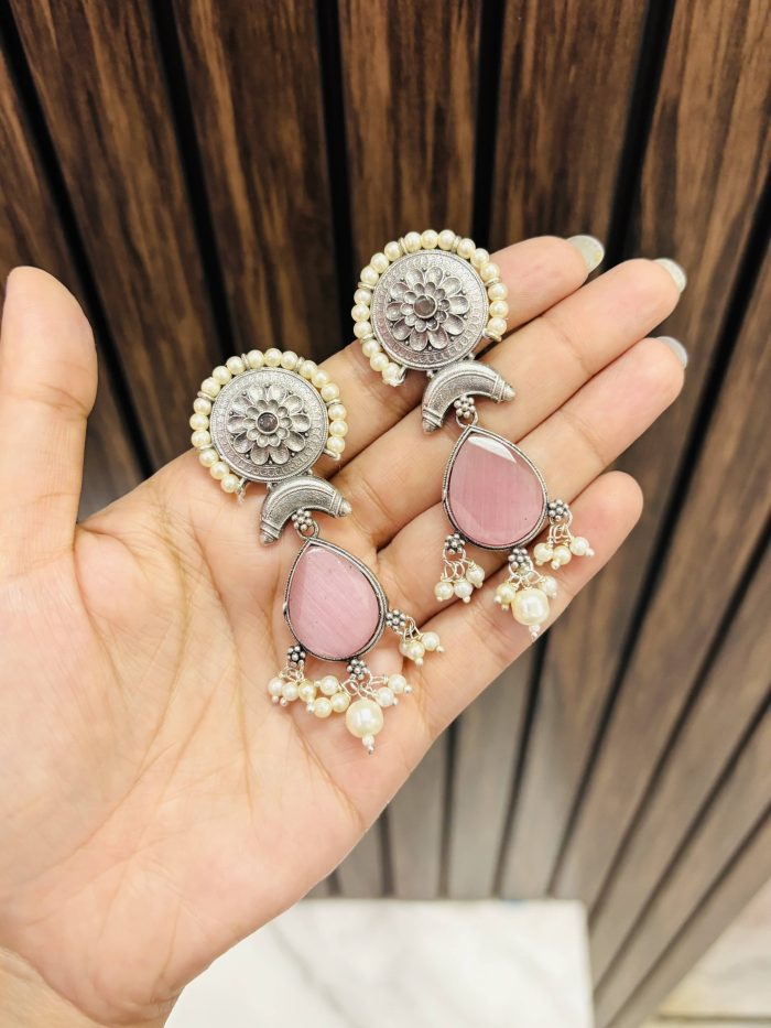 Shipra brass earrings Pink - Image 1
