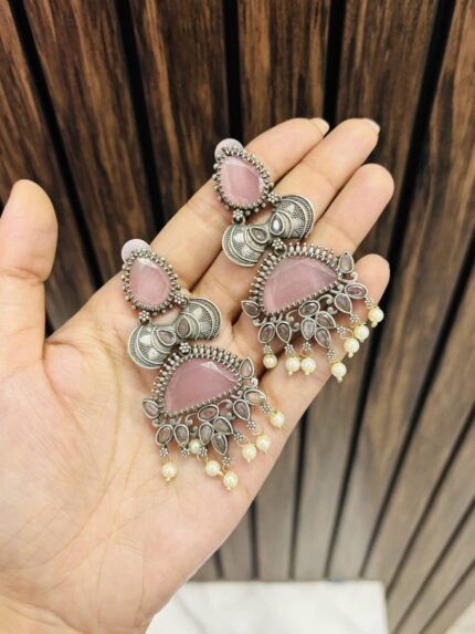 Suruchi brass earrings pink