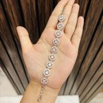 Circle ad bracelet