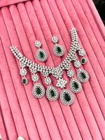 Suhani ad necklace Green