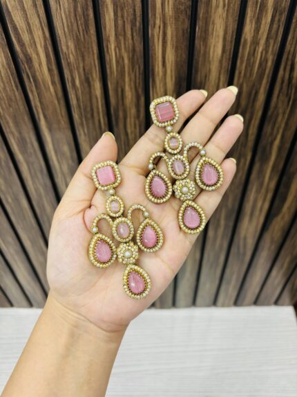 Ankita Monlisa earrings pink