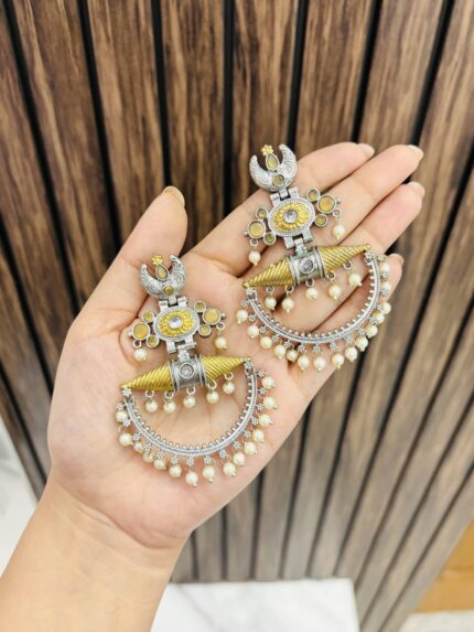 Suman brass earrings yellow