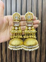 Saru golden brass earrings white - Image 2