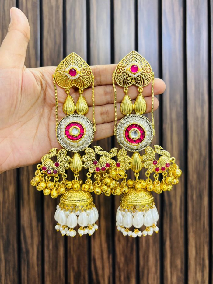 Sushma brass earrings - Image 1