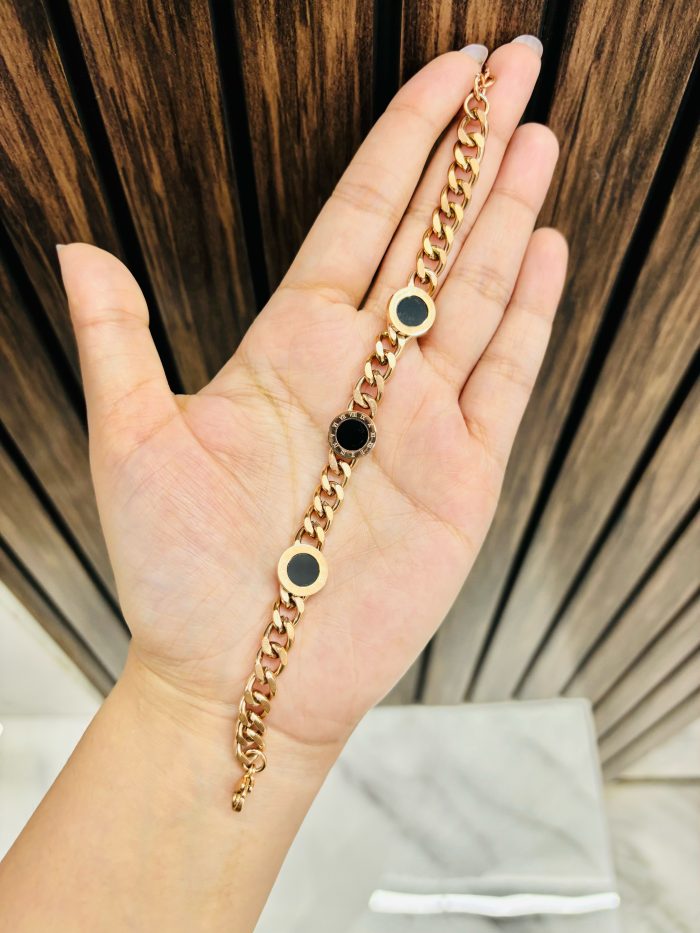Three circles anti tarnish bracelet - Image 1