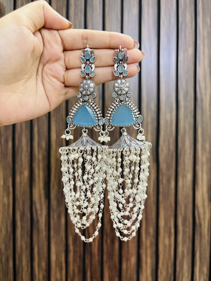 Rachna brass earrings blue - Image 1