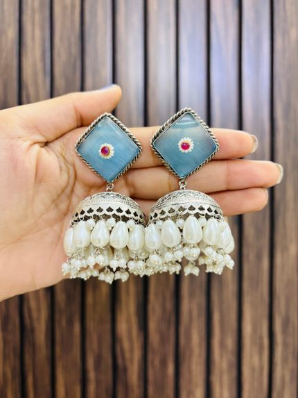 Rhombus brass earrings blue