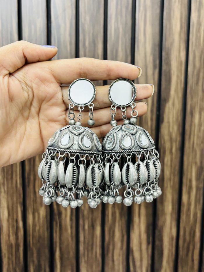 Chitra earrings - Image 1