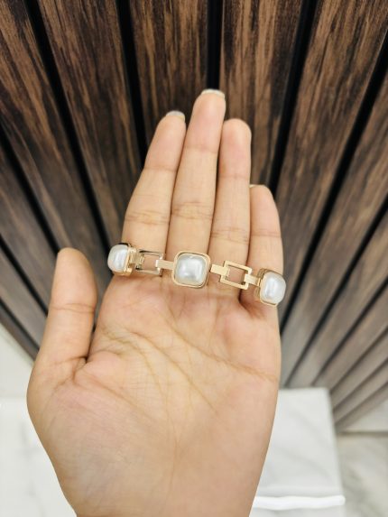 3 pearl anti tarnish bracelet