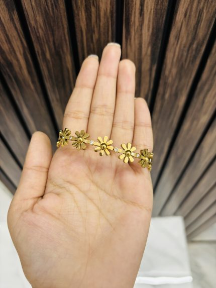 Flower anti tarnish bracelet
