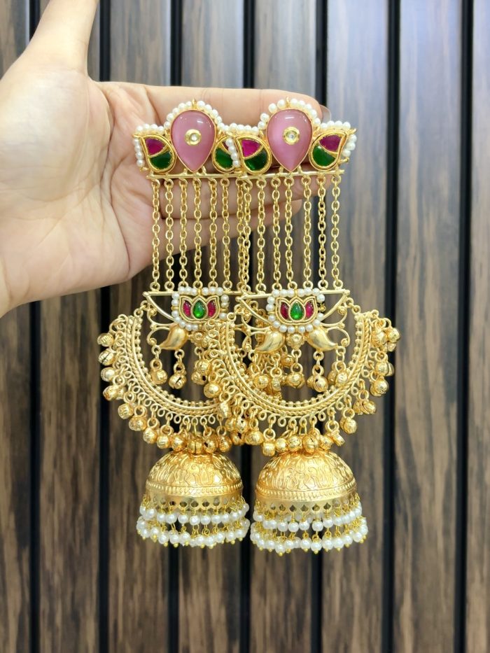 Meenali brass earrings pink - Image 1
