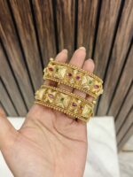 Ishita gold a like kade pair - Image 2