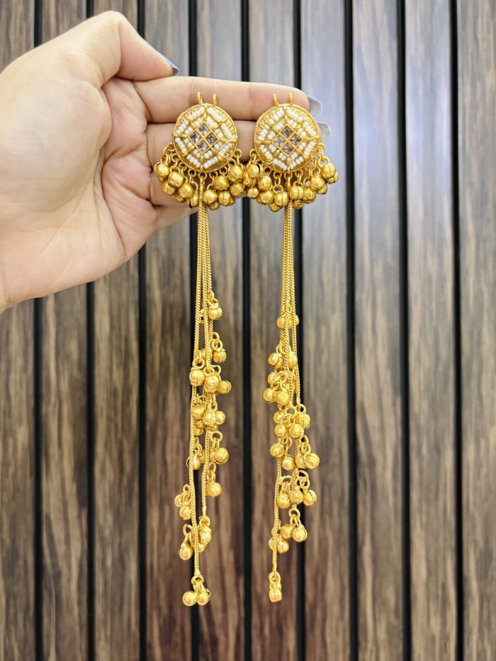 Prisha kashmiri brass earrings white - Image 1