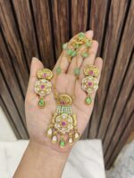 Aishani necklace mint