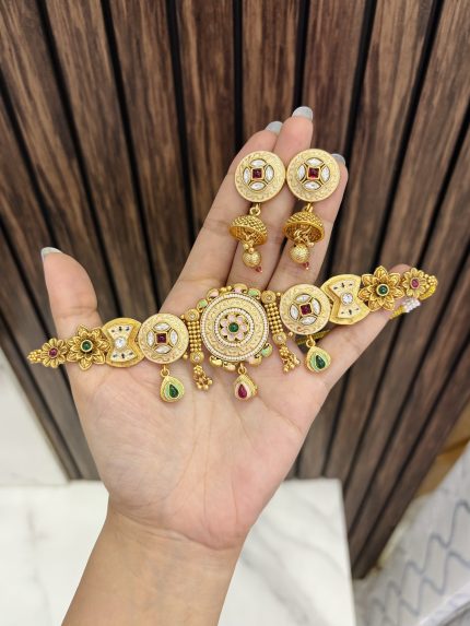 Vedhai choker set