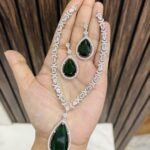 Mirza ad green necklace