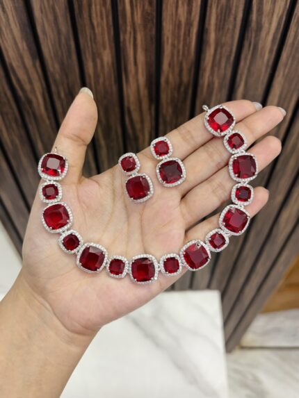 Alani ad necklace Ruby
