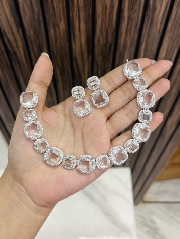 Alani ad necklace - Image 1