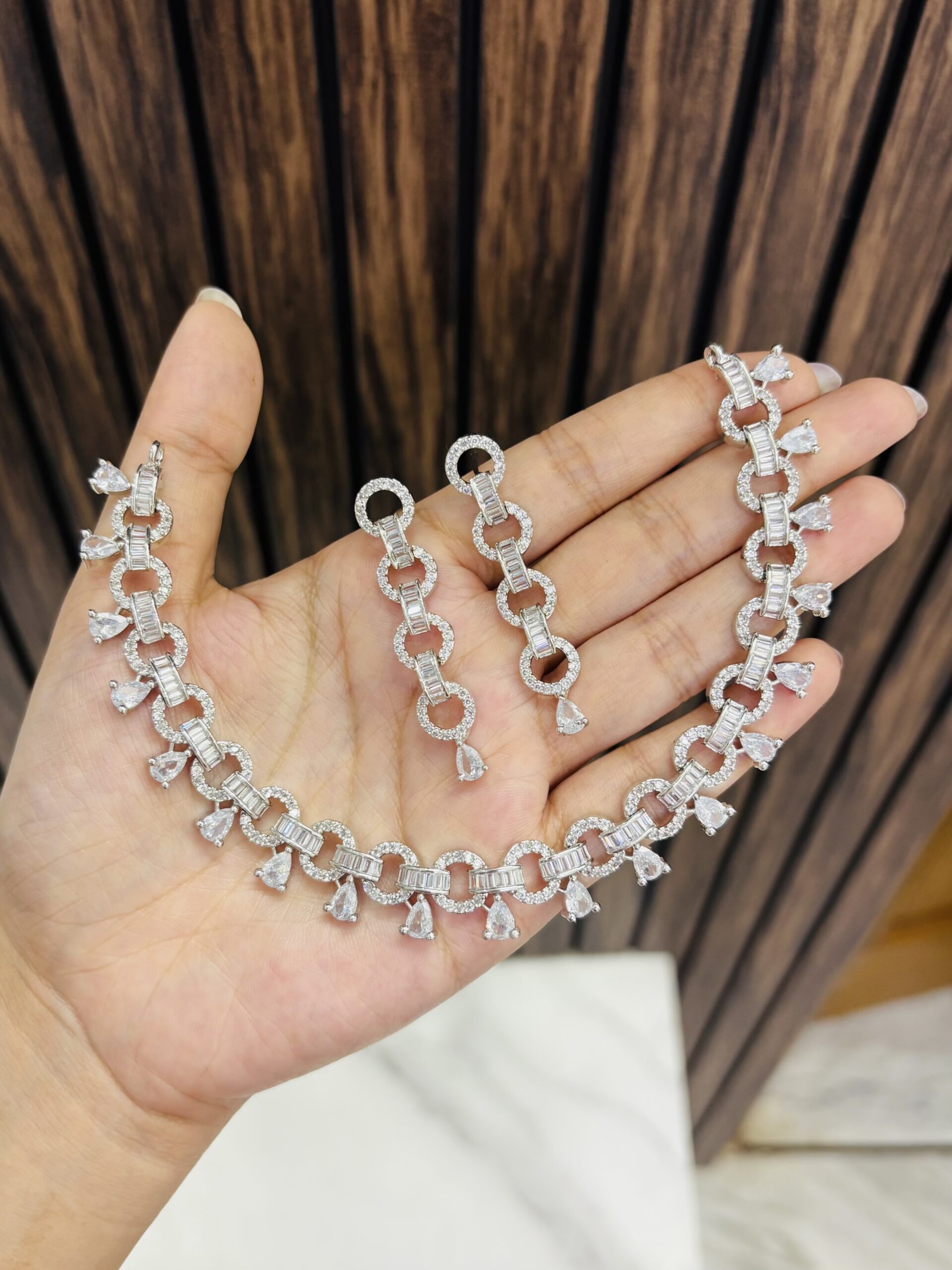 IMG_5946-compressed chain pattern ad necklace - Image 1