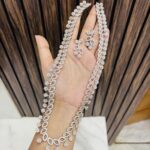Long ad necklace