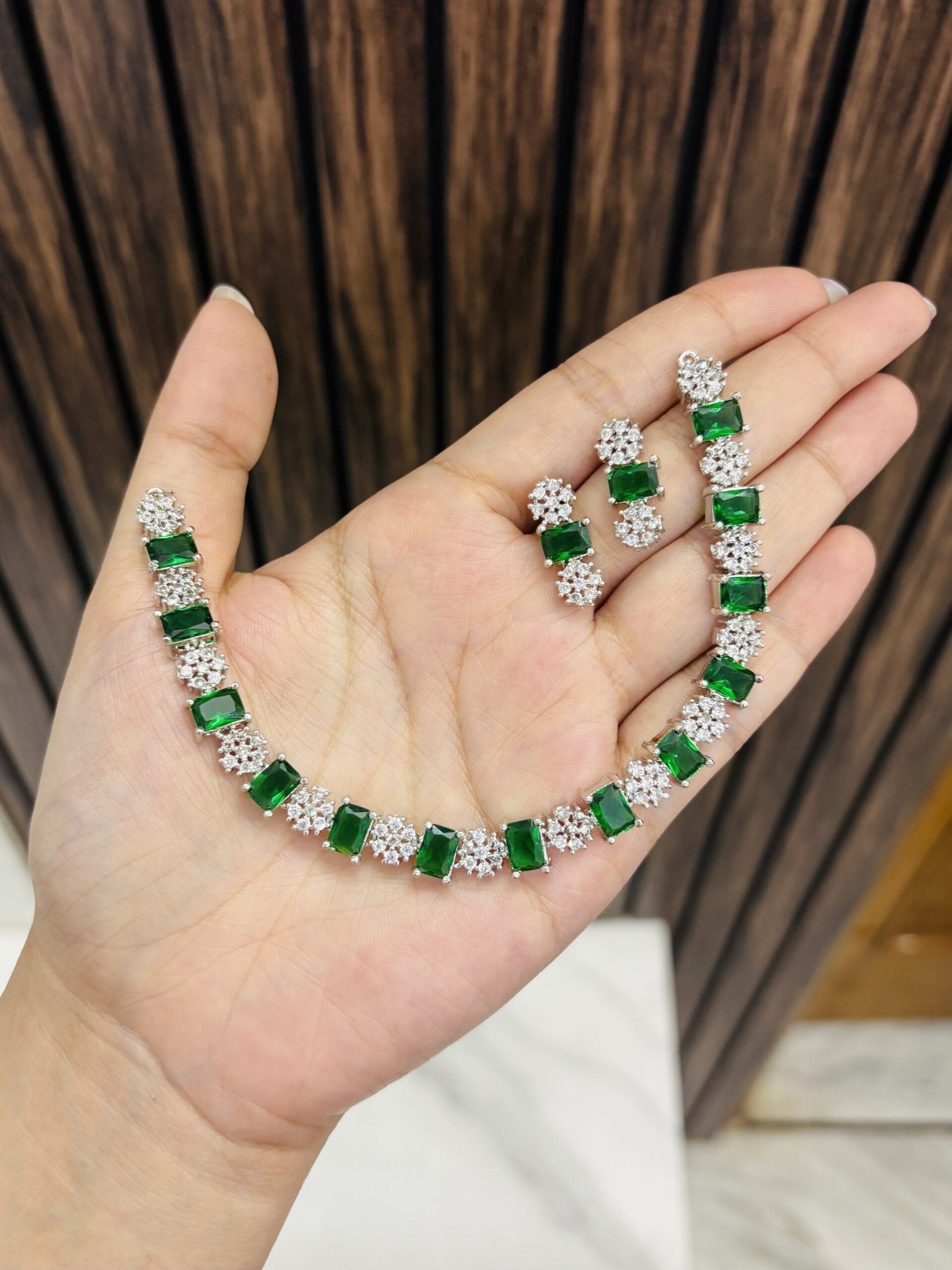 IMG_5966-compressed Ad green flower necklace - Image 1