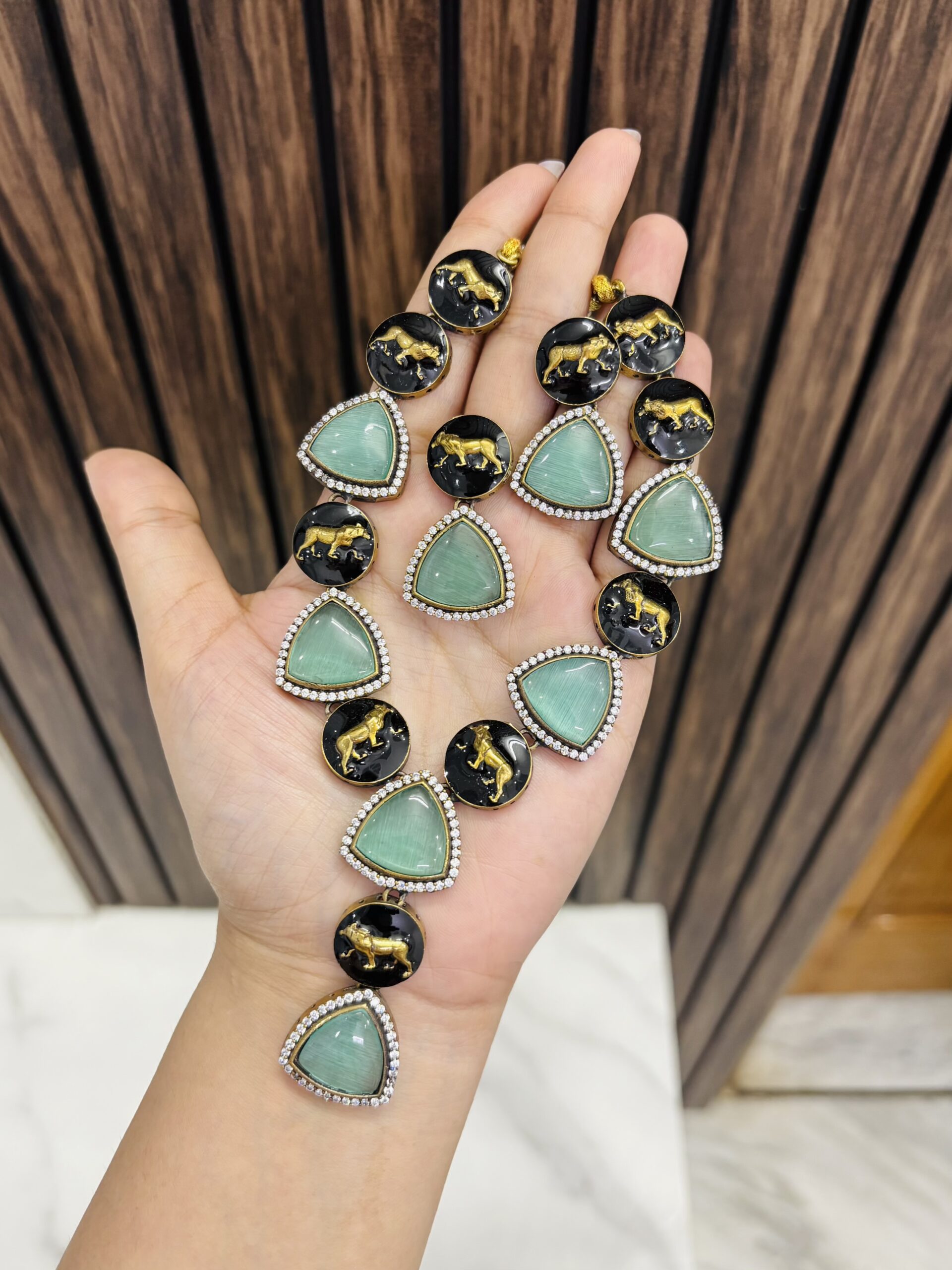 IMG_5976-compressed Sabya necklace mint - Image 1