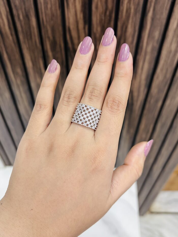 Mahima ad ring white adjustable - Image 1