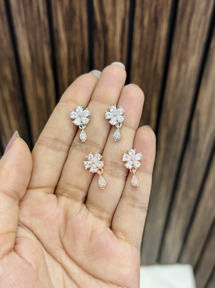 Rekha ad earrings - Image 1