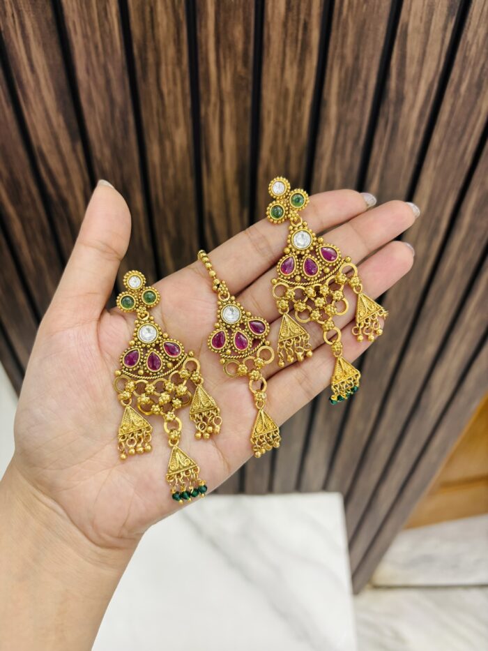 Bhargavi gold a like necklace - Image 2