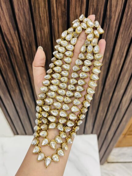 Sanvi necklace