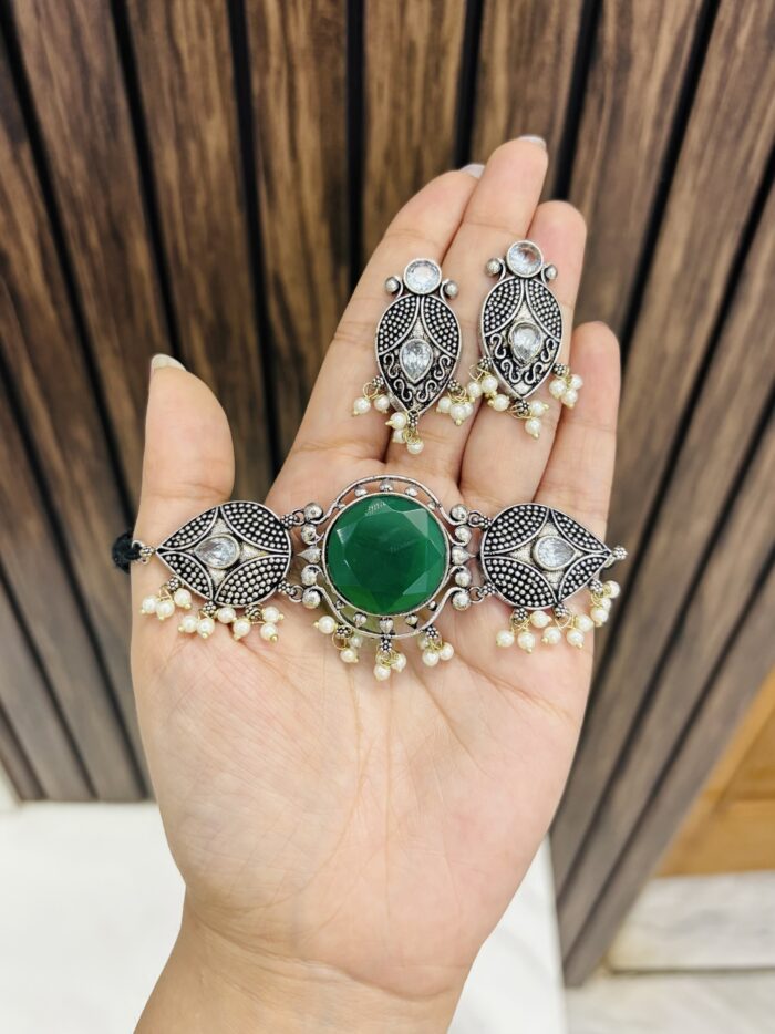 Anchal brass choker green - Image 1