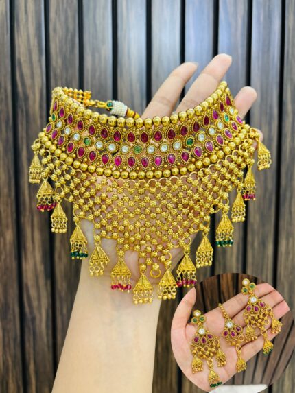 Bhargavi gold a like necklace