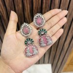 2 mor brass earrings pink